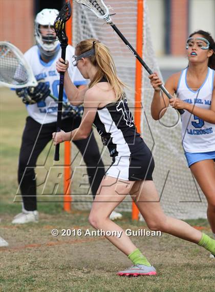Thumbnail 3 in Laguna Hills vs Corona del Mar (CIF Southern Section Round 1 Playoff) photogallery.
