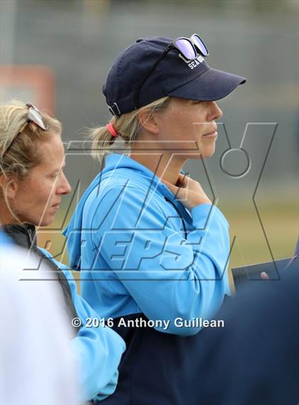 Thumbnail 1 in Laguna Hills vs Corona del Mar (CIF Southern Section Round 1 Playoff) photogallery.