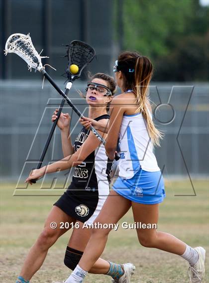 Thumbnail 3 in Laguna Hills vs Corona del Mar (CIF Southern Section Round 1 Playoff) photogallery.