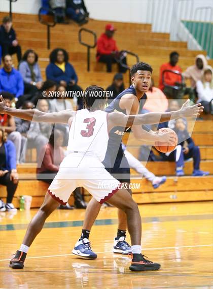 Thumbnail 3 in Trinity Christian vs. Cape Fear Academy (Hoops and Dreams Showcase) photogallery.