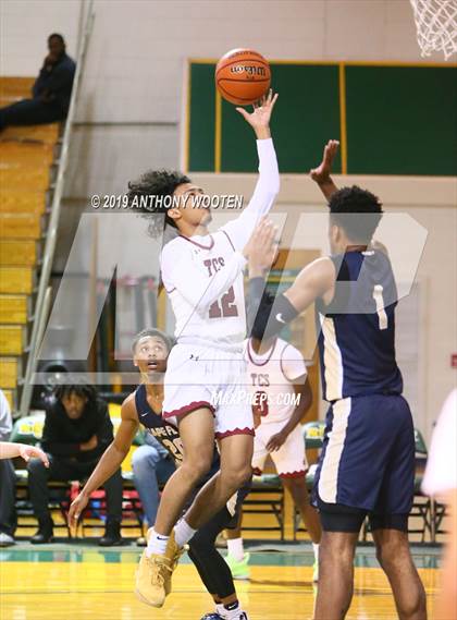 Thumbnail 1 in Trinity Christian vs. Cape Fear Academy (Hoops and Dreams Showcase) photogallery.