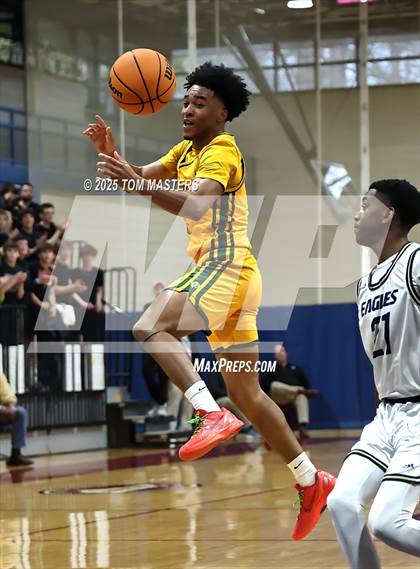 Thumbnail 2 in Greensboro Day School vs. Concord Academy (NCISAA 3A Final) photogallery.