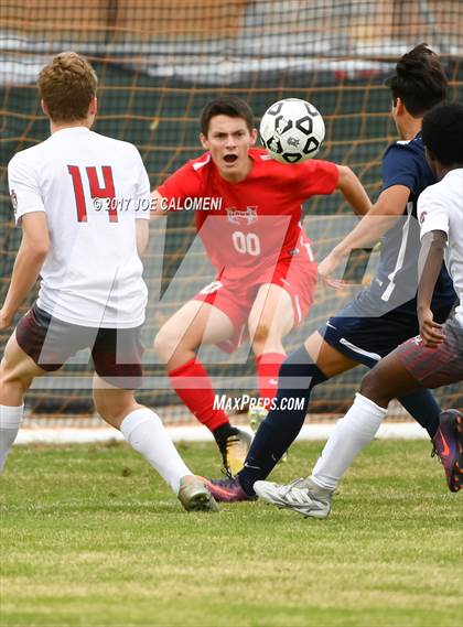 Thumbnail 1 in Hendrickson vs Lee [Robert E.] photogallery.