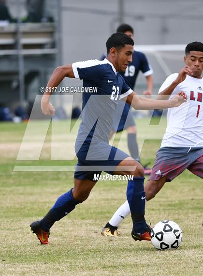 Thumbnail 1 in Hendrickson vs Lee [Robert E.] photogallery.