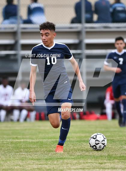 Thumbnail 3 in Hendrickson vs Lee [Robert E.] photogallery.