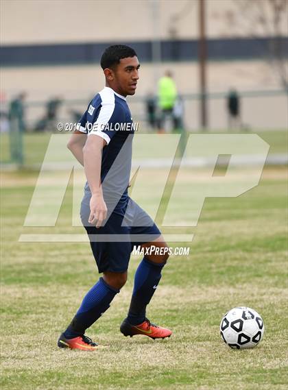 Thumbnail 2 in Hendrickson vs Lee [Robert E.] photogallery.