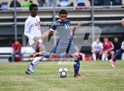 Thumbnail 1 in Hendrickson vs Lee [Robert E.] photogallery.