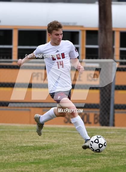Thumbnail 1 in Hendrickson vs Lee [Robert E.] photogallery.