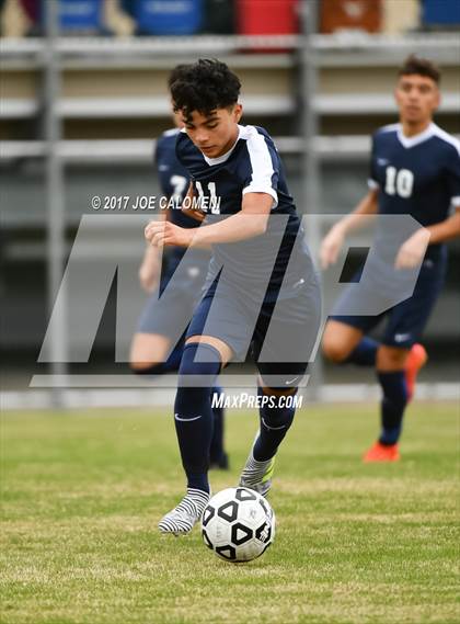 Thumbnail 1 in Hendrickson vs Lee [Robert E.] photogallery.
