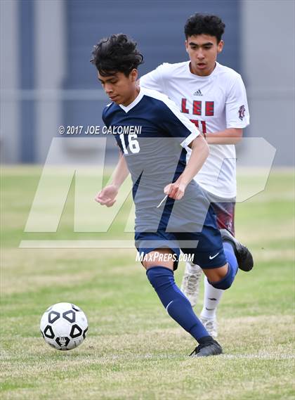 Thumbnail 2 in Hendrickson vs Lee [Robert E.] photogallery.