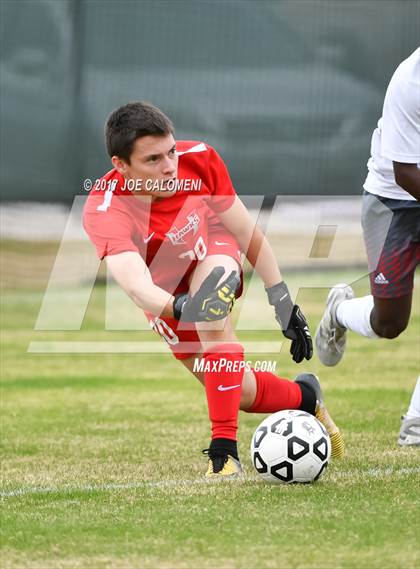 Thumbnail 1 in Hendrickson vs Lee [Robert E.] photogallery.