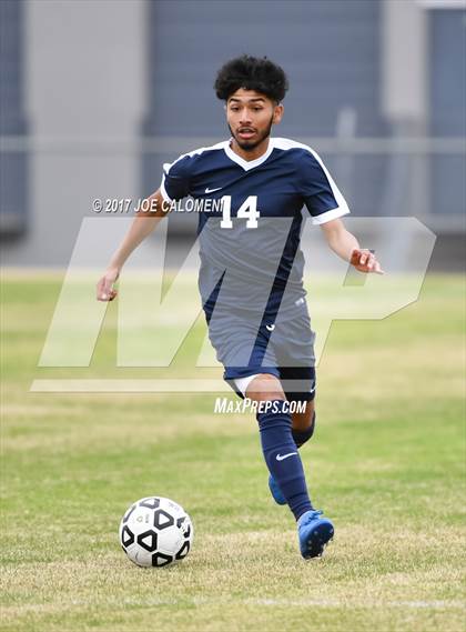 Thumbnail 3 in Hendrickson vs Lee [Robert E.] photogallery.