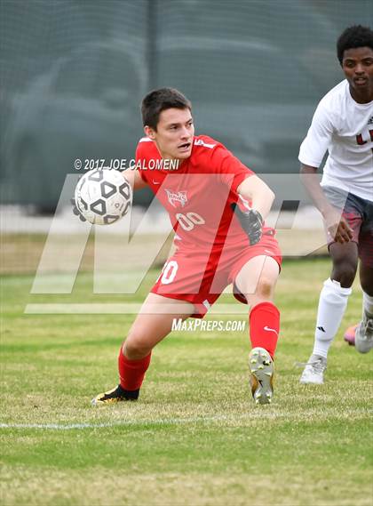 Thumbnail 1 in Hendrickson vs Lee [Robert E.] photogallery.