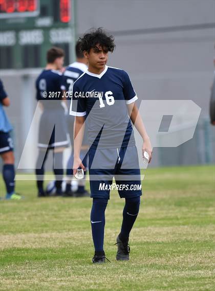 Thumbnail 1 in Hendrickson vs Lee [Robert E.] photogallery.