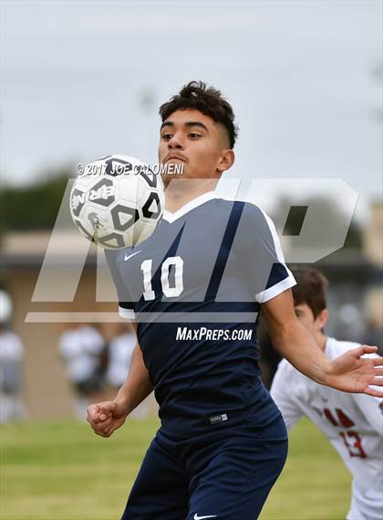 Thumbnail 2 in Hendrickson vs Lee [Robert E.] photogallery.