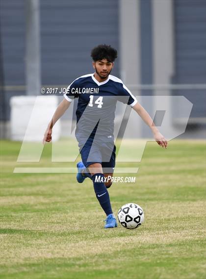 Thumbnail 1 in Hendrickson vs Lee [Robert E.] photogallery.