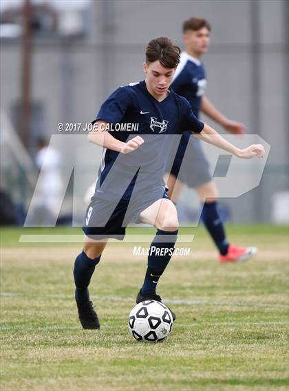 Thumbnail 1 in Hendrickson vs Lee [Robert E.] photogallery.