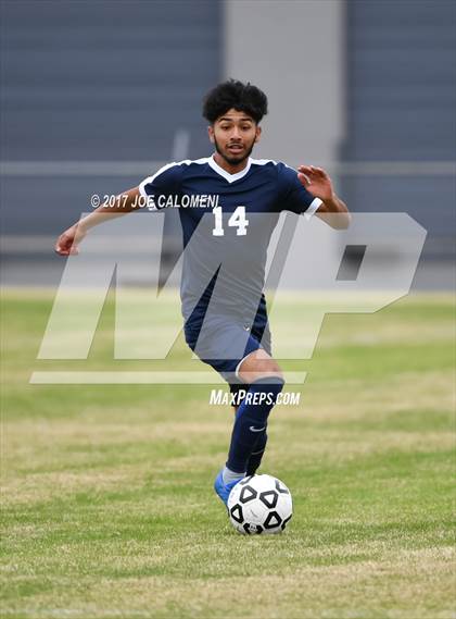 Thumbnail 1 in Hendrickson vs Lee [Robert E.] photogallery.