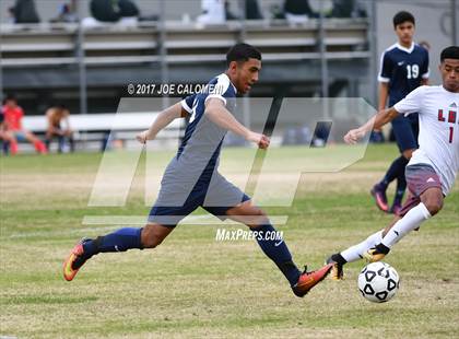 Thumbnail 1 in Hendrickson vs Lee [Robert E.] photogallery.