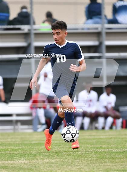 Thumbnail 1 in Hendrickson vs Lee [Robert E.] photogallery.