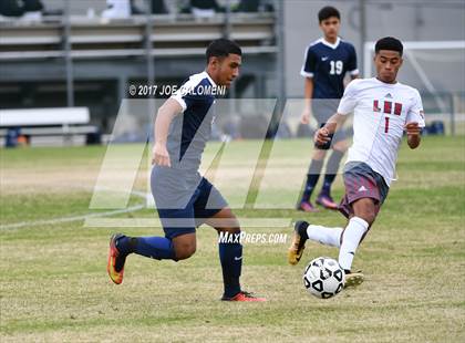 Thumbnail 2 in Hendrickson vs Lee [Robert E.] photogallery.
