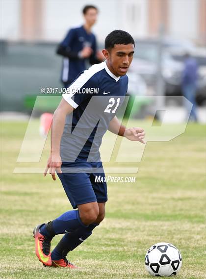 Thumbnail 3 in Hendrickson vs Lee [Robert E.] photogallery.