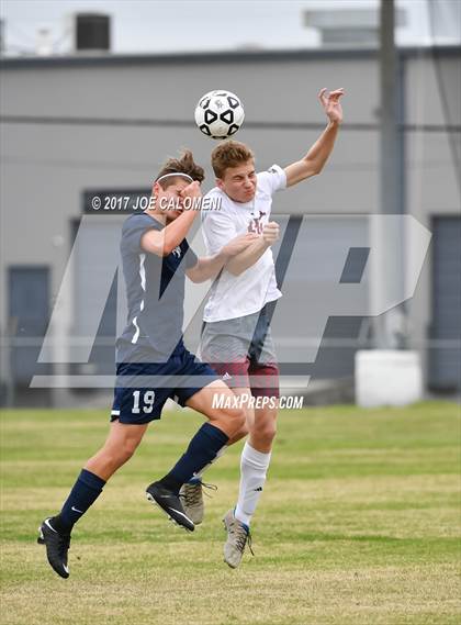 Thumbnail 1 in Hendrickson vs Lee [Robert E.] photogallery.