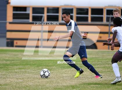 Thumbnail 3 in Hendrickson vs Lee [Robert E.] photogallery.
