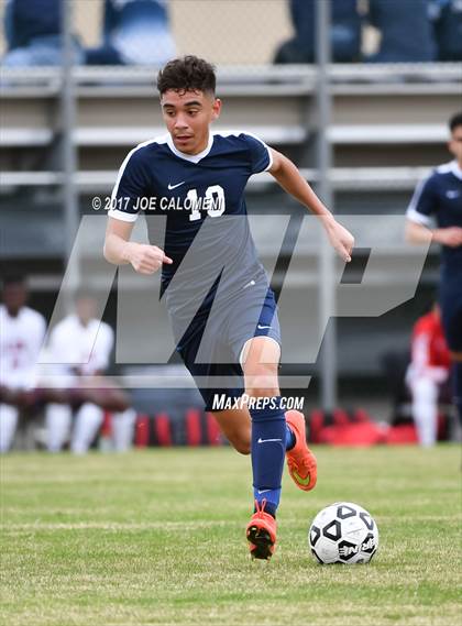 Thumbnail 2 in Hendrickson vs Lee [Robert E.] photogallery.
