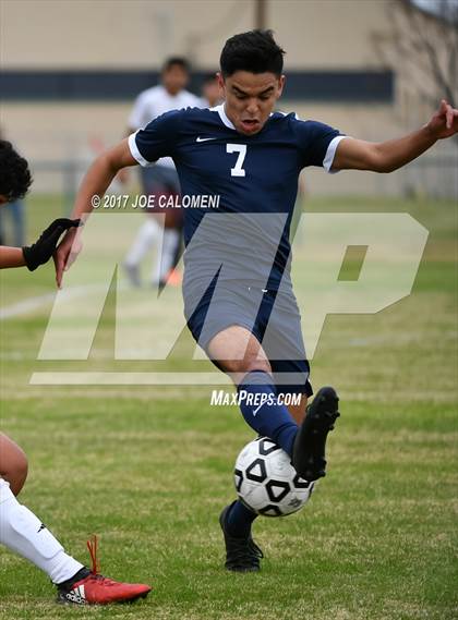 Thumbnail 1 in Hendrickson vs Lee [Robert E.] photogallery.