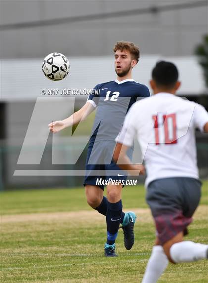 Thumbnail 3 in Hendrickson vs Lee [Robert E.] photogallery.