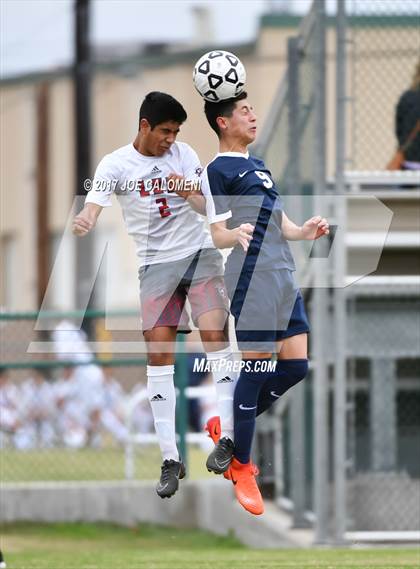 Thumbnail 3 in Hendrickson vs Lee [Robert E.] photogallery.