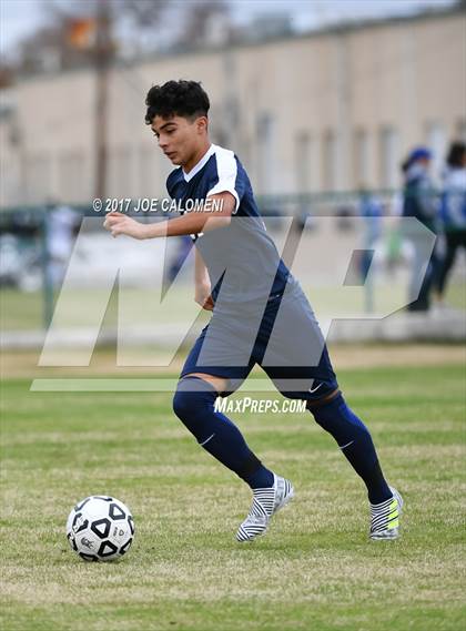 Thumbnail 1 in Hendrickson vs Lee [Robert E.] photogallery.
