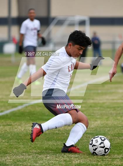 Thumbnail 1 in Hendrickson vs Lee [Robert E.] photogallery.