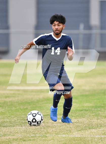Thumbnail 2 in Hendrickson vs Lee [Robert E.] photogallery.
