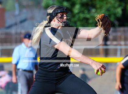 Thumbnail 2 in Agoura @ Oaks Christian photogallery.