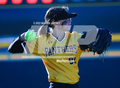 Thumbnail 1 in Agoura @ Oaks Christian photogallery.