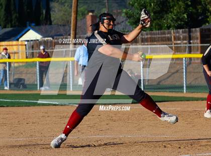 Thumbnail 1 in Agoura @ Oaks Christian photogallery.