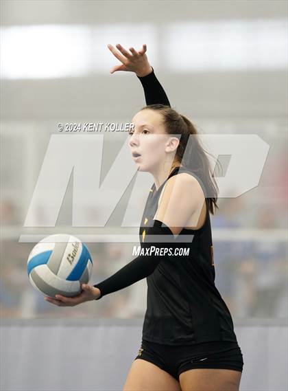 Thumbnail 3 in Mercy vs. South Lyon (Motor City Power Series) photogallery.
