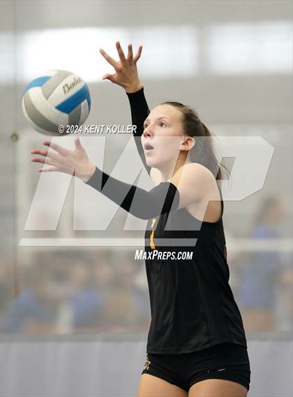 Thumbnail 3 in Mercy vs. South Lyon (Motor City Power Series) photogallery.