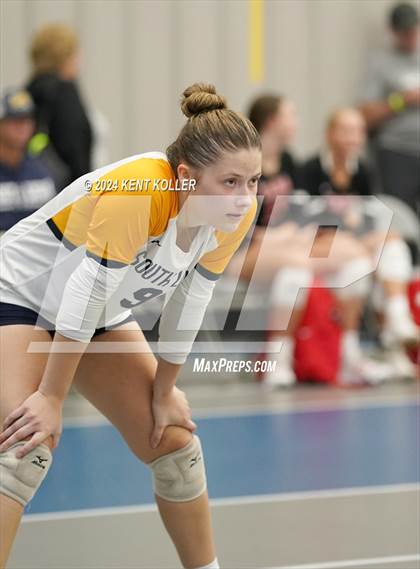 Thumbnail 3 in Mercy vs. South Lyon (Motor City Power Series) photogallery.