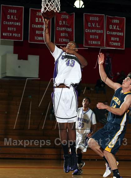 Thumbnail 3 in Menlo vs Rancho Cucamonga (MaxPreps Holiday Classic) photogallery.
