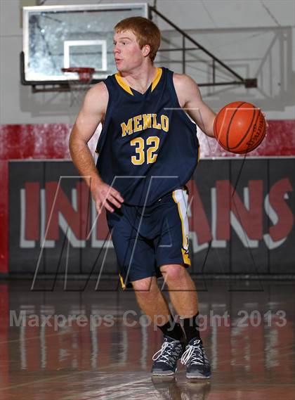 Thumbnail 3 in Menlo vs Rancho Cucamonga (MaxPreps Holiday Classic) photogallery.