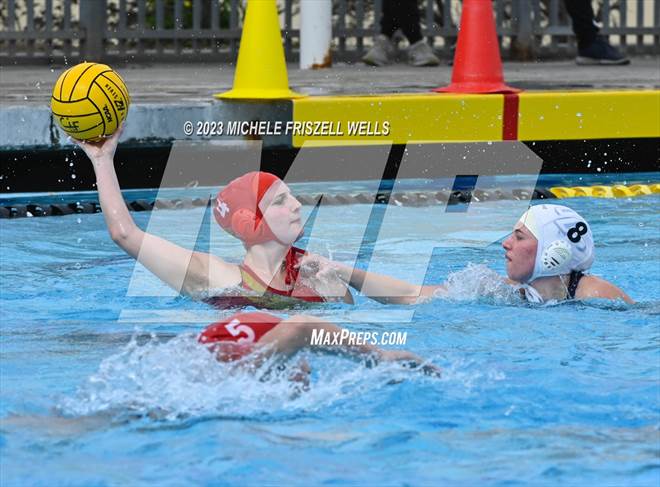 null - Photo 01