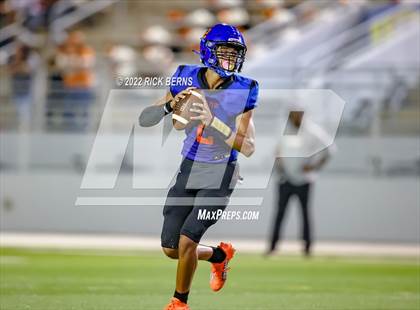 Thumbnail 1 in Grand Oaks vs Dobie photogallery.