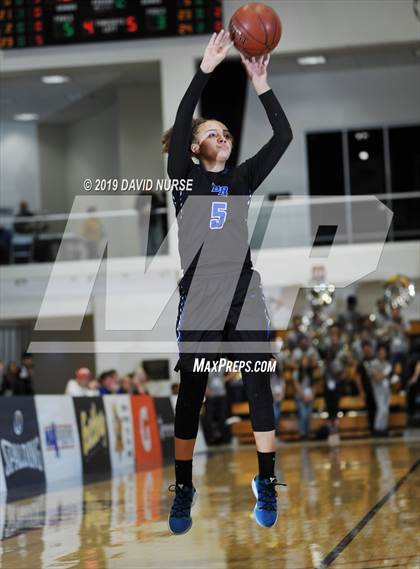 Thumbnail 2 in Mayfair vs. Diamond Ranch (CIF SS 3A Championship) photogallery.