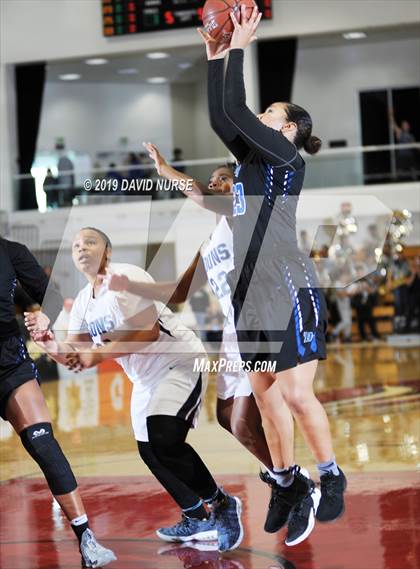 Thumbnail 3 in Mayfair vs. Diamond Ranch (CIF SS 3A Championship) photogallery.