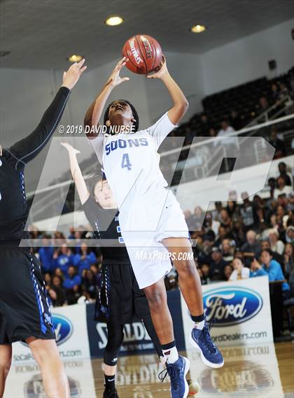 Thumbnail 3 in Mayfair vs. Diamond Ranch (CIF SS 3A Championship) photogallery.