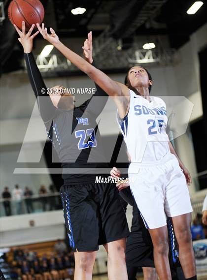 Thumbnail 2 in Mayfair vs. Diamond Ranch (CIF SS 3A Championship) photogallery.