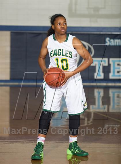 Thumbnail 3 in Yates vs. Cypress Falls (McDonald's Texas Invitational) photogallery.